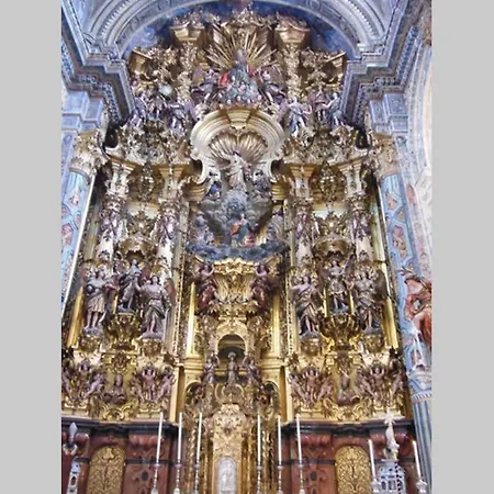 Entero De 170m2 A 1 Min De La Catedral Lejlighed