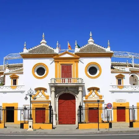 Entero De 170m2 A 1 Min De La Catedral Lejlighed Sevilla