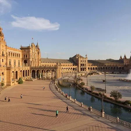 Apartamento Entero De 170m2 A 100 Metros De La Catedral